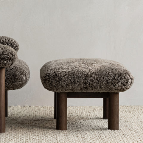 Brasilia Ottoman, Sheepskin
