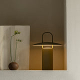 Ray Wireless Table Lamp, Portable