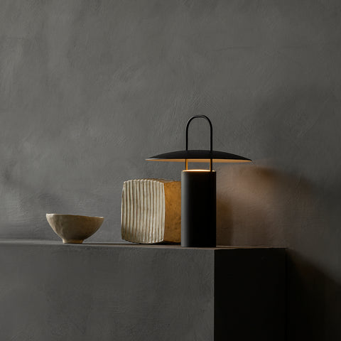 Ray Wireless Table Lamp, Portable
