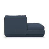 Podium Lounge