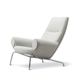 Hans J. Wegner Queen Chair